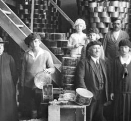 La familia imperial austriaca en una conservera de Lekeitio