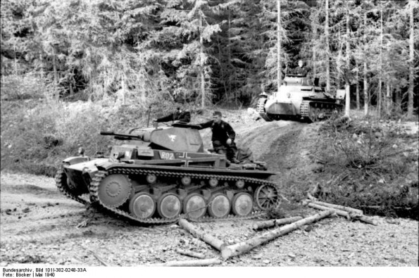 Panzers por los bosques de Sedan